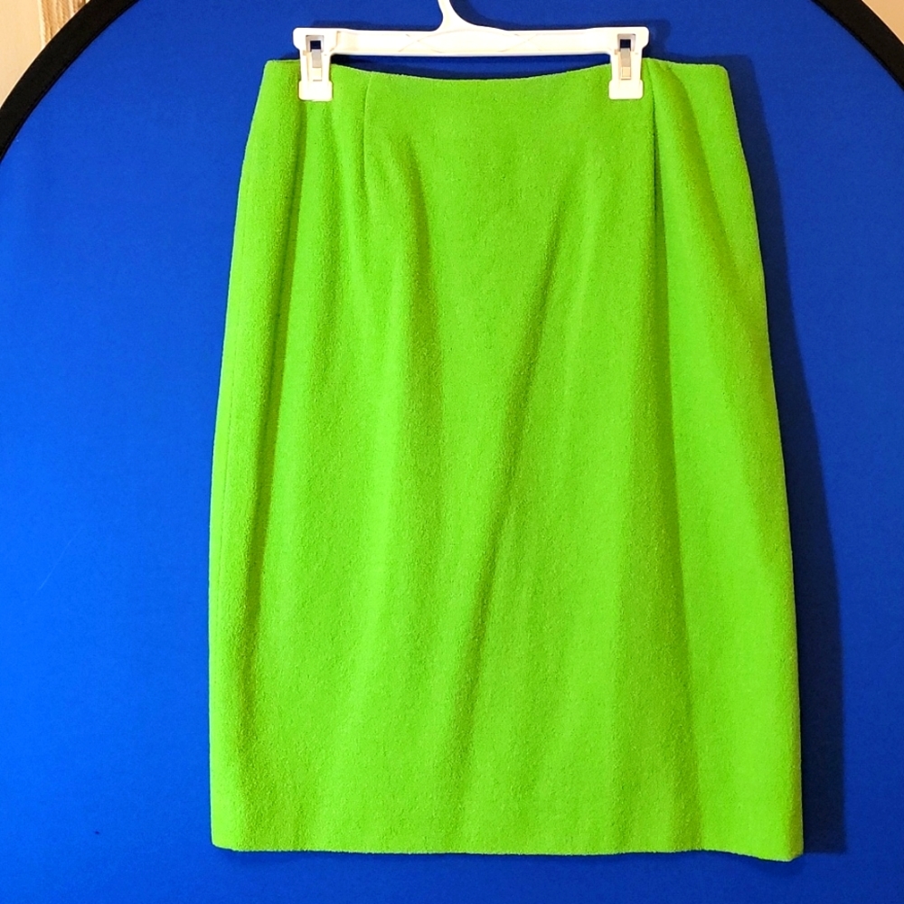 Escada Midi 80%wool skirt
